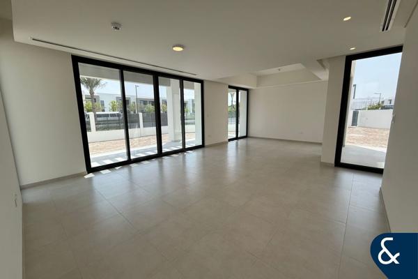 Large Caya Plot | Corner Villa | 4 Beds